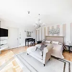 Luxury Lake-front Catullo By Whale Homes Διαμέρισμα Σιρμιόνε