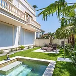 Διαμέρισμα Luxury Lake-front Catullo By Whale Homes *